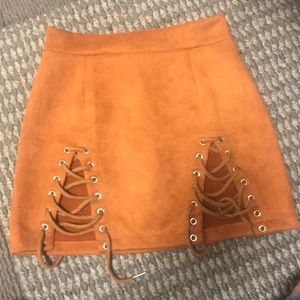 EXTREMELY cute skirt!